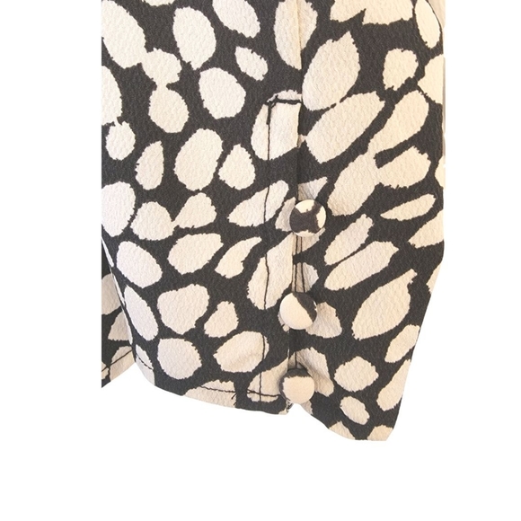 Who What Wear Giraffe Faux-Wrap Blouse M - Picture 5 of 8